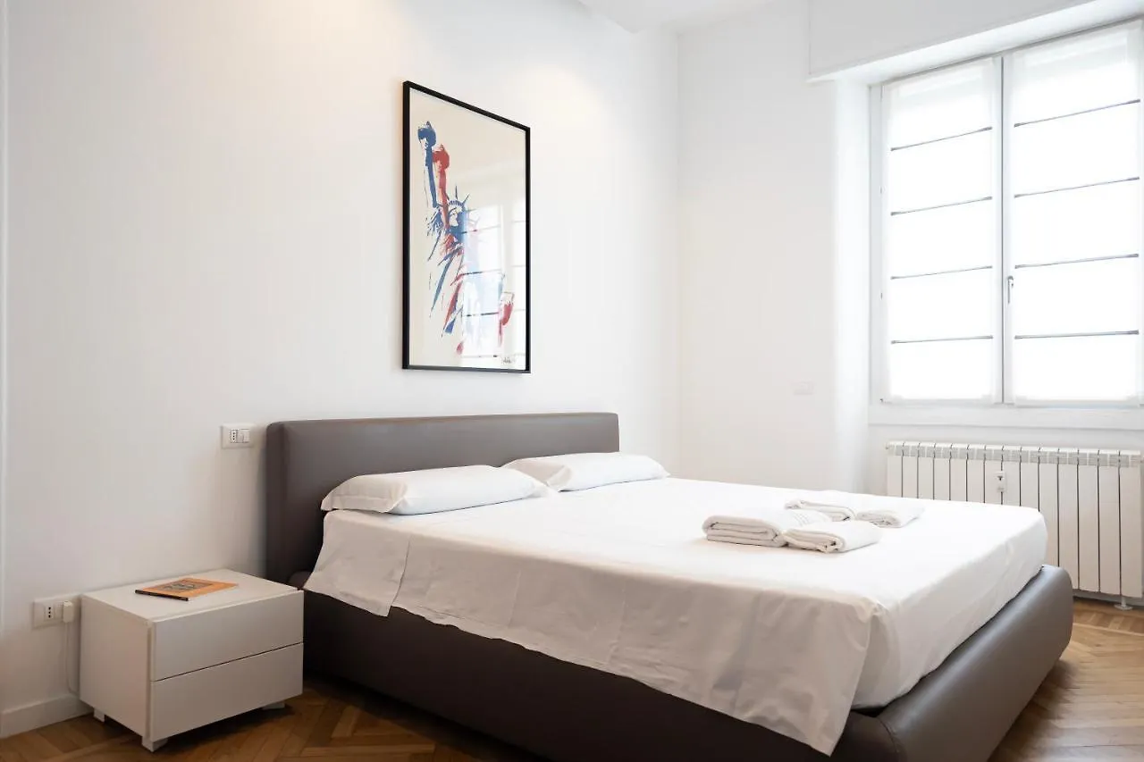 Elegante Bilocale In De Angeli - Piazzale Siena Apartment Milan 0*,