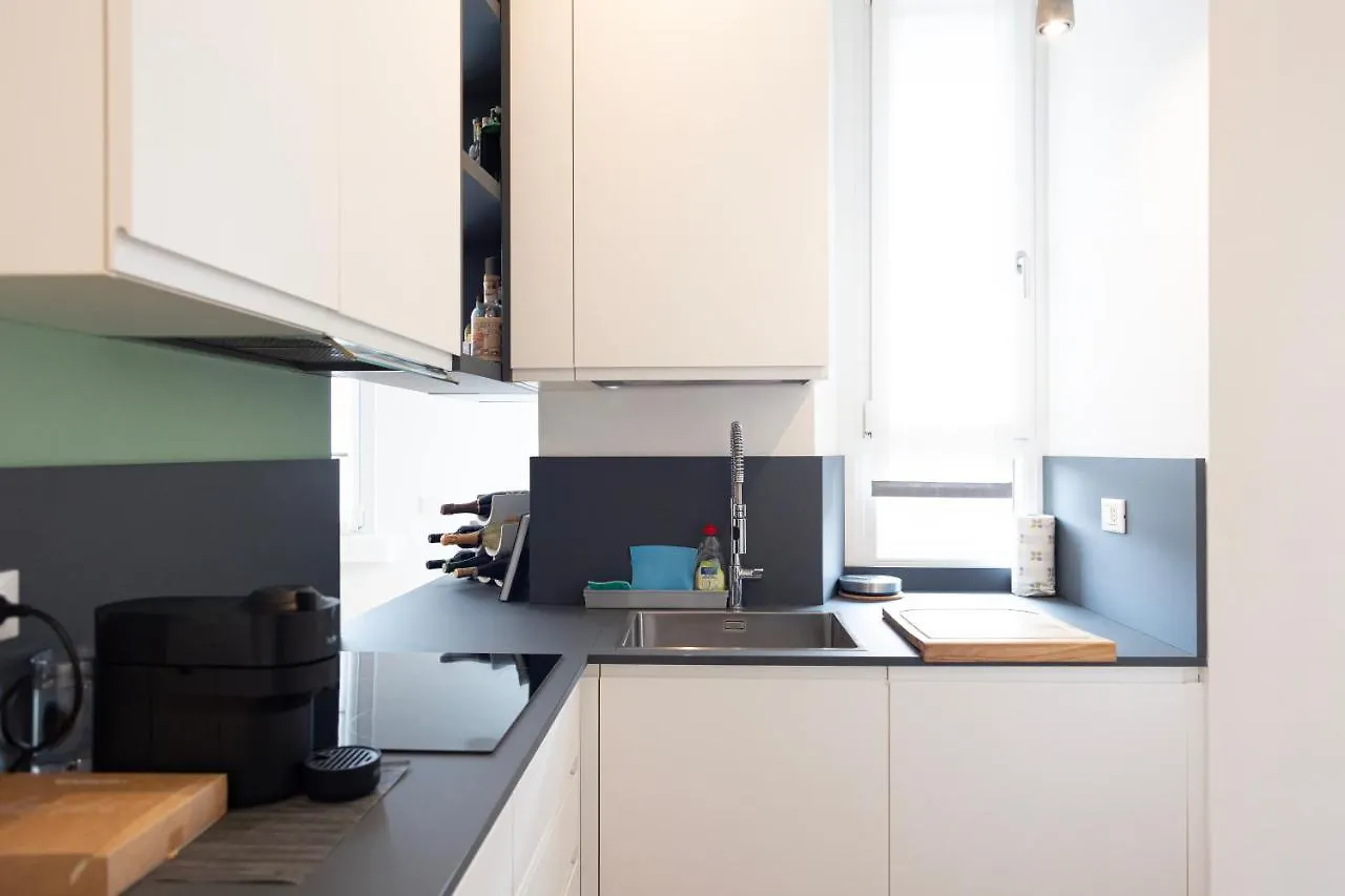 Elegante Bilocale In De Angeli - Piazzale Siena Apartment Milan Italy